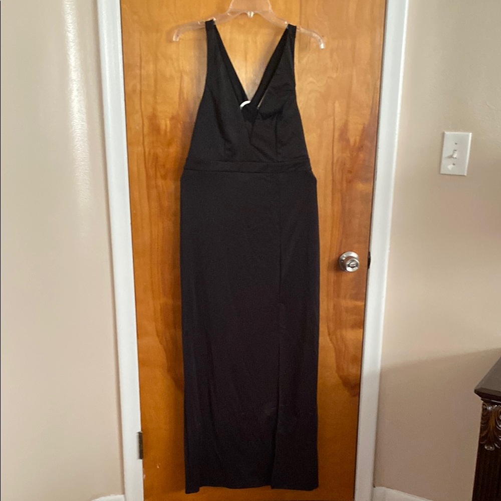 Black Halter Sheath Cocktail Dress